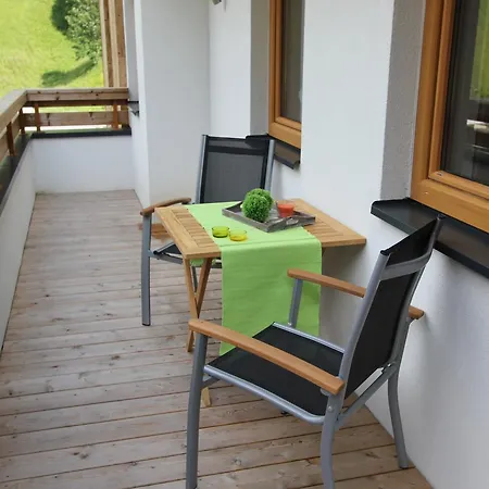 Wellnesshaus Cervus Apartment
